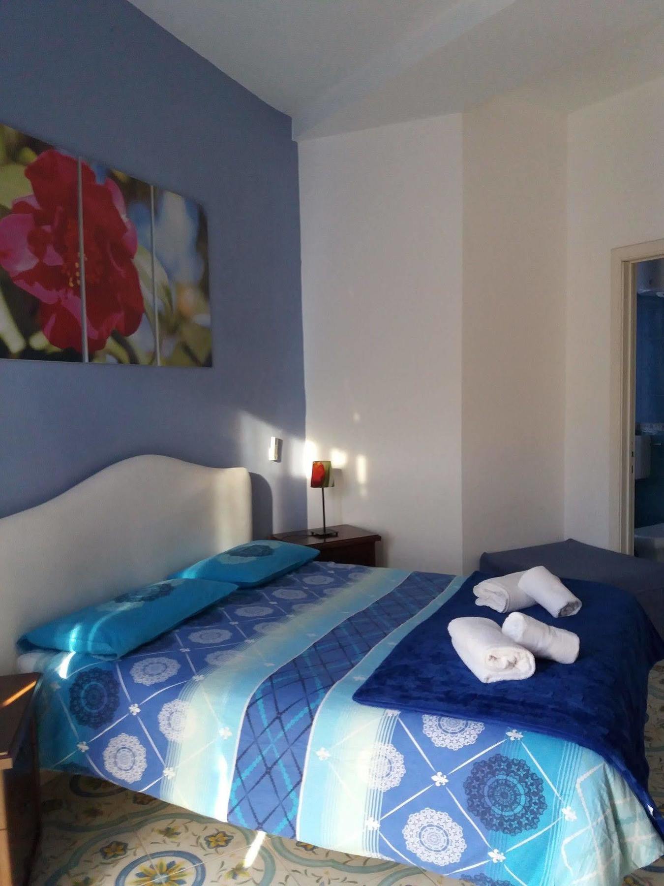 Bed & Breakfast Town 3*