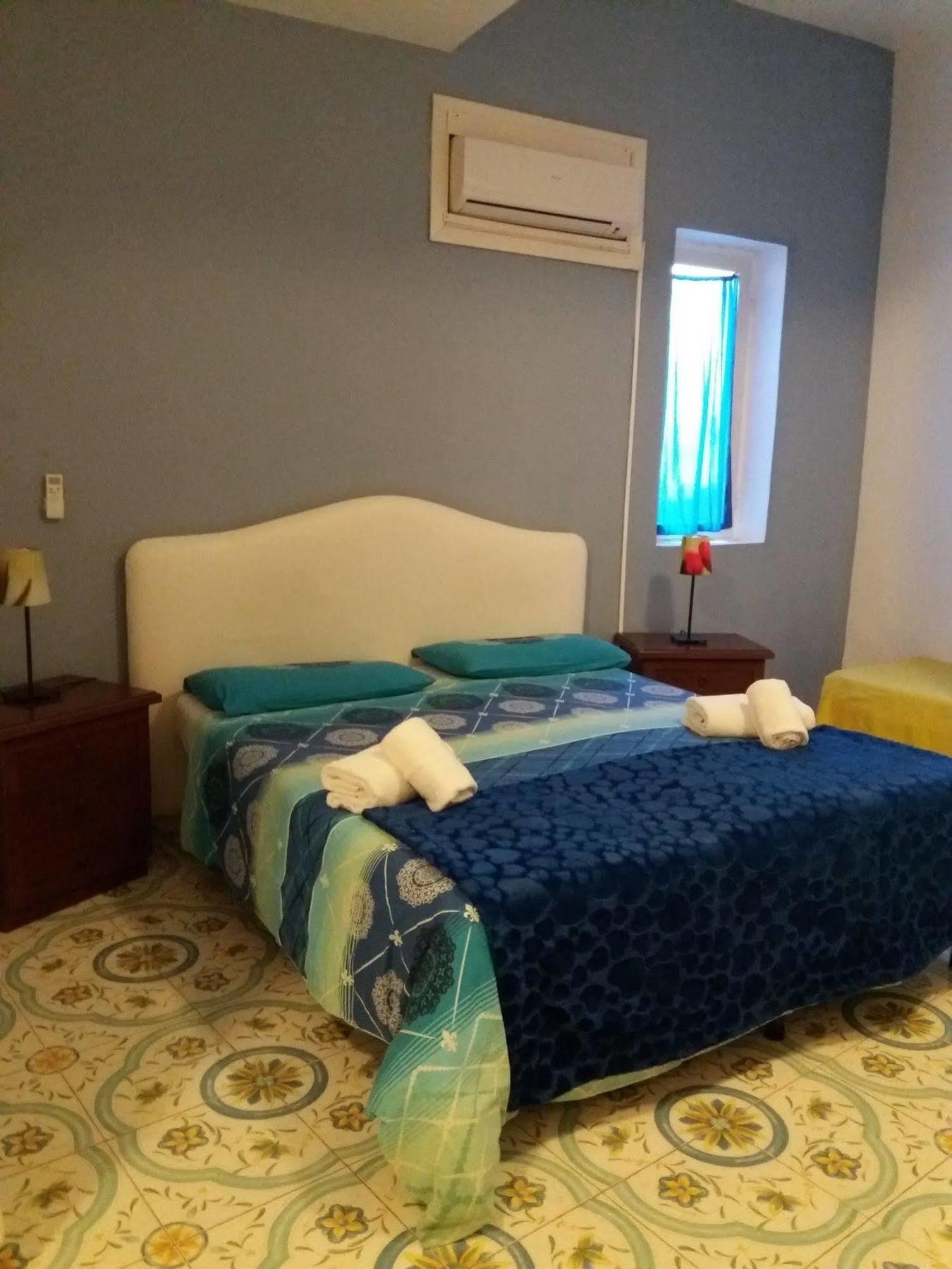 Town Bed & Breakfast